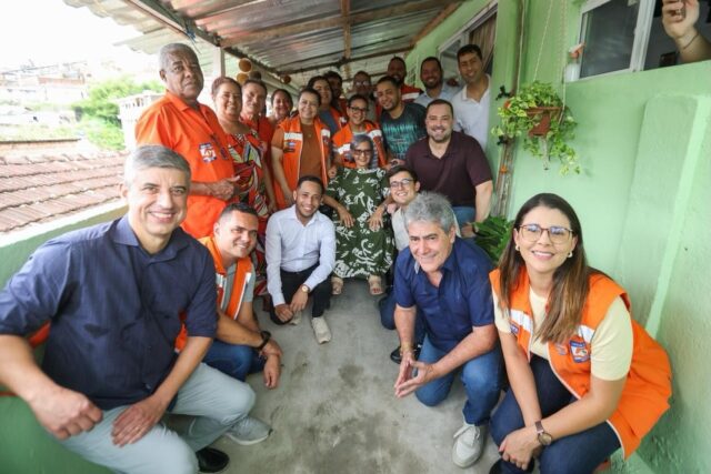 Mais que uma obra, uma transformação na vida de Dona Mônica. 🤩

O Casa Sem Barreiras da @prefeiturarecife segue levando acessibilidade, autonomia e dignidade para quem mais precisa.

Tem gente que olha e vê apenas uma reforma.
Mas, para essa família, significa poder circular pela própria casa com segurança, acessar o banheiro com dignidade e ter mais autonomia no dia a dia. É sobre transformar vidas através do cuidado. 👊🏼

Fotos: Marlon Diego/PCR