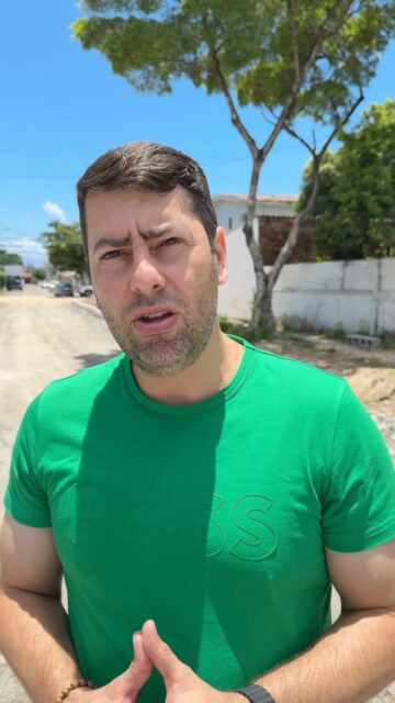 Acompanhar de perto é parte do nosso trabalho! 👷🏽‍♂️👊🏼 Estive vistoriando o início das obras na Rua Sueli Luna Menelau, na Imbiribeira. Vou seguir acompanhando cada etapa dessa intervenção, que prevê drenagem, pavimentação e melhorias na acessibilidade.

Nosso compromisso é estar presente e acompanhar de perto até a conclusão da obra!